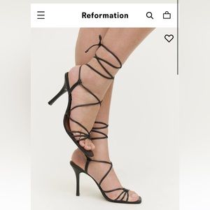BRAND NEW NEVER WORN Reformation Gemma Lace Heels Size 9.5